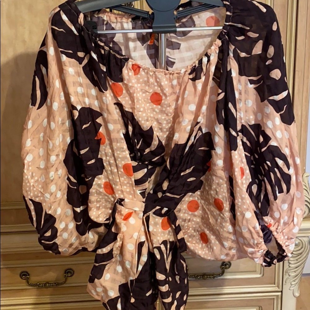 NWOT made in Italy Beautiful imperial top